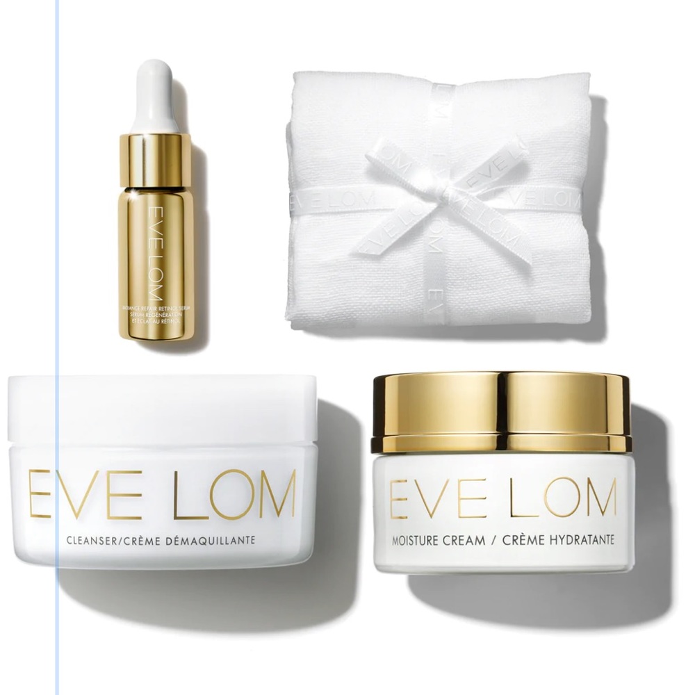 EVE LOM gift skincare for Christmas. LIMITED EDITION

RADIANT RENEWAL RITUAL SET